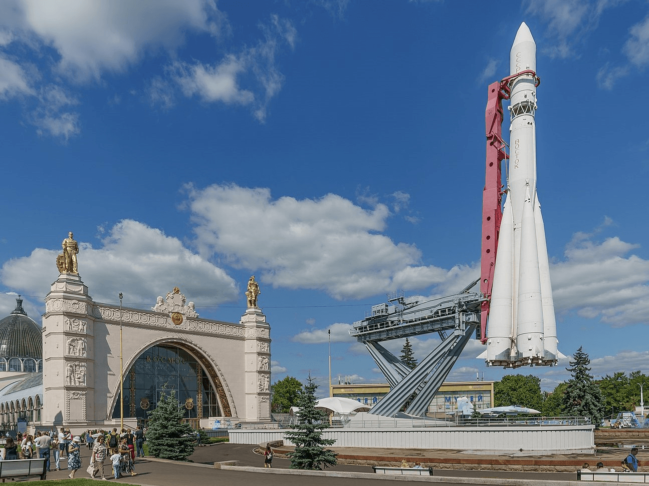 Высотки СССР: МГУ, башня МИДа, высотка на Кудринской площади, гостиница  «Украина».